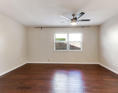 925 Lombardy Drive - Photo Thumbnail 20
