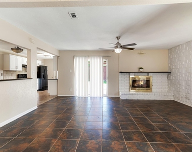 925 Lombardy Drive - Photo Thumbnail 7