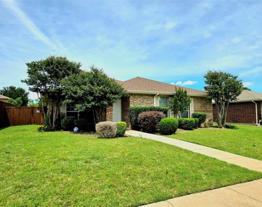 4156 Palace Place - Photo Thumbnail 2