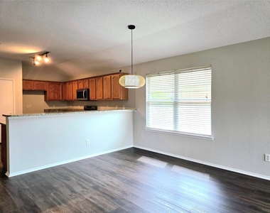 4156 Palace Place - Photo Thumbnail 5