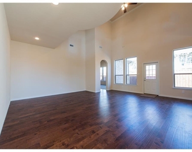 4004 Hanaa Court - Photo Thumbnail 11