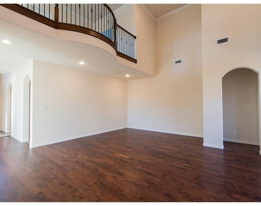 4004 Hanaa Court - Photo Thumbnail 12