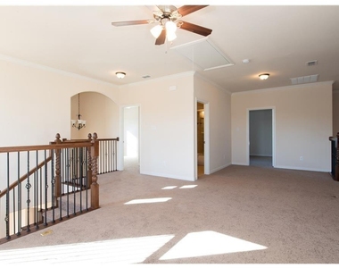4004 Hanaa Court - Photo Thumbnail 19