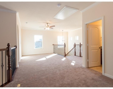 4004 Hanaa Court - Photo Thumbnail 21