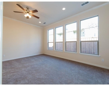 4004 Hanaa Court - Photo Thumbnail 13