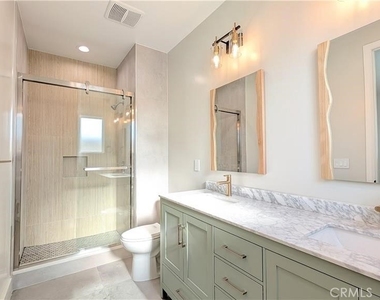 913 A Durango Ct. - Photo Thumbnail 3