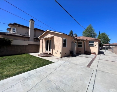 5452 Loma Ave - Photo Thumbnail 1