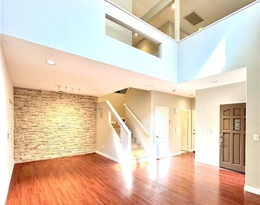 2072 Villa Del Lago Dr #a - Photo Thumbnail 4
