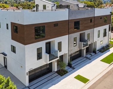 12818 Bloomfield Street - Photo Thumbnail 27