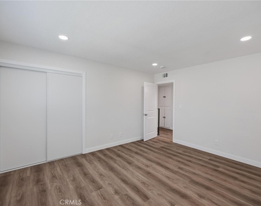 104 N Atlantic - Photo Thumbnail 17