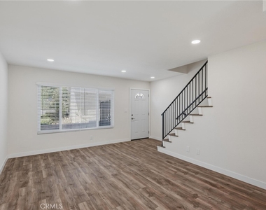 104 N Atlantic - Photo Thumbnail 1