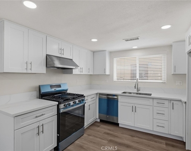 104 N Atlantic - Photo Thumbnail 3