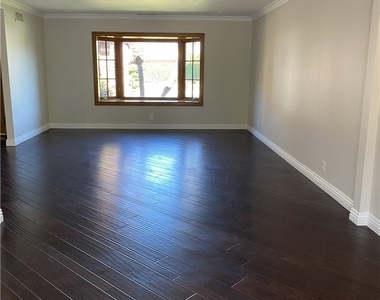 8031 Joan Cir - Photo Thumbnail 4