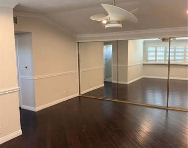 8031 Joan Cir - Photo Thumbnail 27