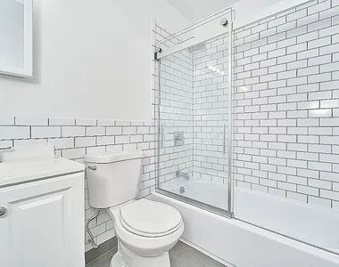 150 Manhattan Avenue - Photo Thumbnail 2