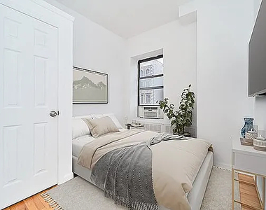 150 Manhattan Avenue - Photo Thumbnail 1