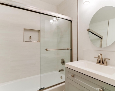 21443 Verne Avenue - Photo Thumbnail 17