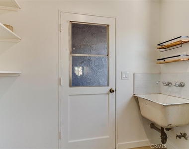 21443 Verne Avenue - Photo Thumbnail 9