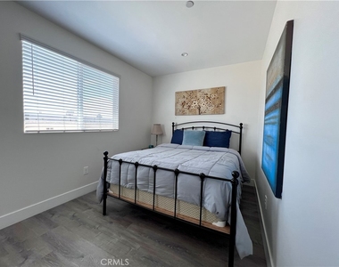 13927 Chadron Ave - Photo Thumbnail 15