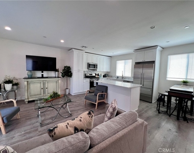 13927 Chadron Ave - Photo Thumbnail 7