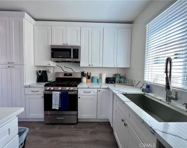 13927 Chadron Ave - Photo Thumbnail 9