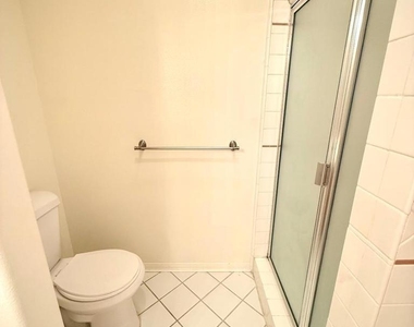 1811 Manning - Photo Thumbnail 26