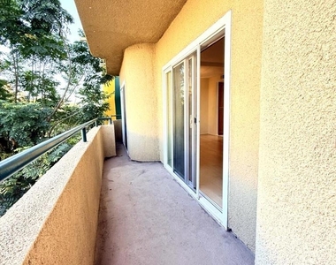 1811 Manning - Photo Thumbnail 36