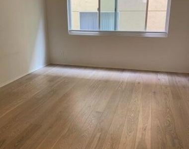 1811 Manning - Photo Thumbnail 18
