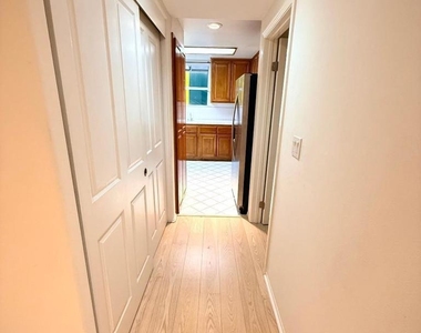1811 Manning - Photo Thumbnail 18