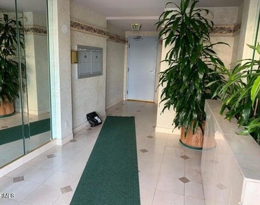 1811 Manning - Photo Thumbnail 1