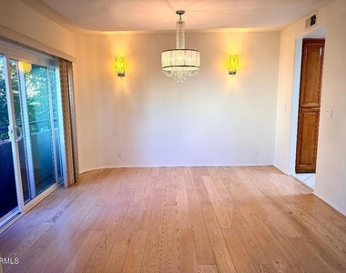 1811 Manning - Photo Thumbnail 12