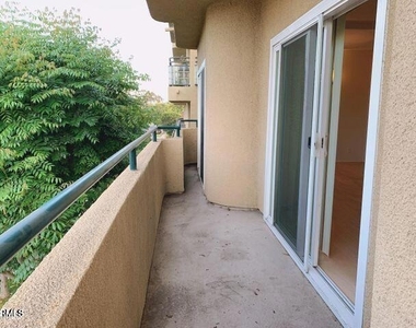 1811 Manning - Photo Thumbnail 23