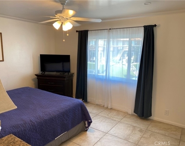 1107 Buena Vista - Photo Thumbnail 13