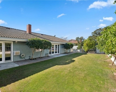 17511 Sherbrook - Photo Thumbnail 20