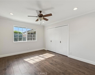 17511 Sherbrook - Photo Thumbnail 15