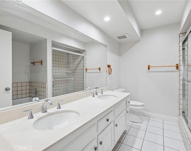 17511 Sherbrook - Photo Thumbnail 18