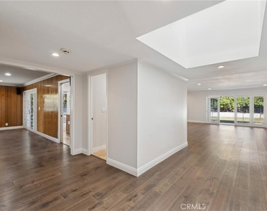 17511 Sherbrook - Photo Thumbnail 7