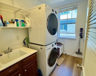 632 Moss Way - Photo Thumbnail 23