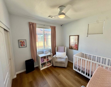 632 Moss Way - Photo Thumbnail 15