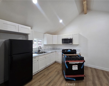 4728 Hillside - Photo Thumbnail 5