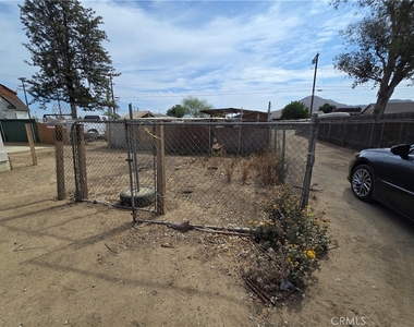 4728 Hillside - Photo Thumbnail 21