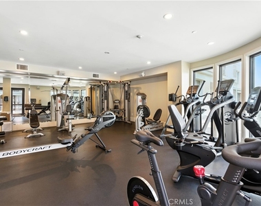 403 Caruso - Photo Thumbnail 29