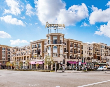 403 Caruso - Photo Thumbnail 35