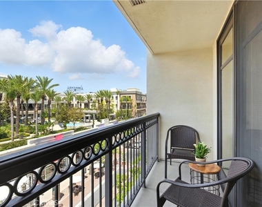403 Caruso - Photo Thumbnail 22