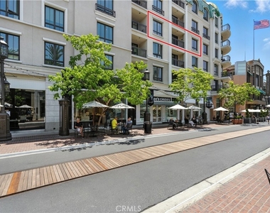 403 Caruso - Photo Thumbnail 1