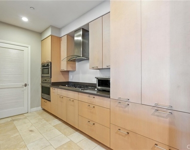 403 Caruso - Photo Thumbnail 6