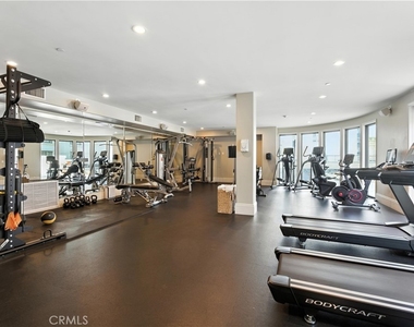 403 Caruso - Photo Thumbnail 27