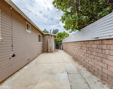 10733 Louise Avenue - Photo Thumbnail 17