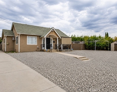 10733 Louise Avenue - Photo Thumbnail 18
