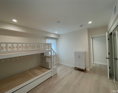 202 S Chevy Chase Drive - Photo Thumbnail 10